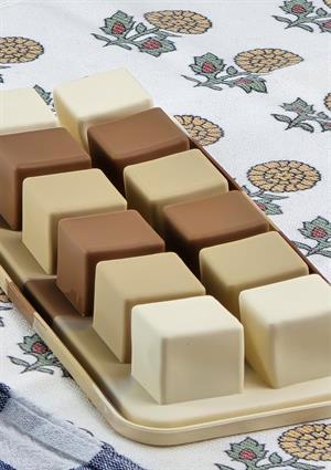 Silikon Kek Kurabiye Kalıbı - 12li Dubai Çikolatası Kalıbı - Isıya Dayanıklı