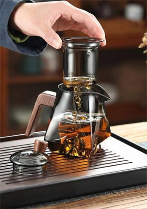 Kinu Füme Borosilikat Cam Demlik - 500 ML, Eğimli