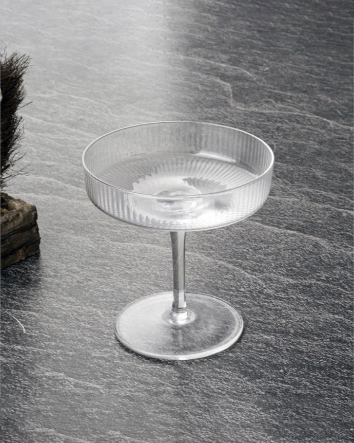 Cam Kadeh -  Çizgili Bardak - 150 ML