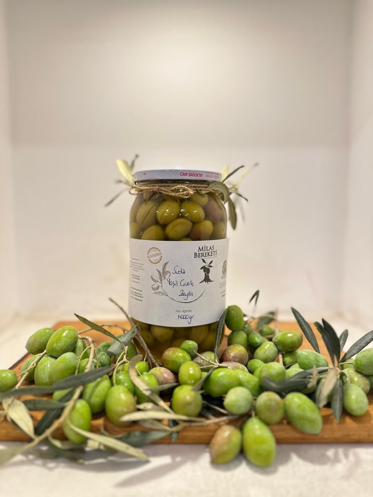 YEŞİL ÇİZİK ZEYTİN / SUDA (1kg)