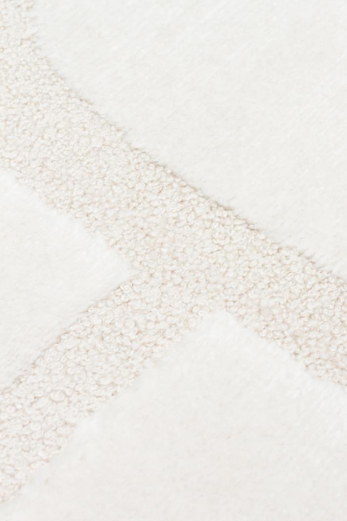 ADEL ADL 04 CREAM  Yüksek Alçak Dokulu Yumuşak Tuşeli Modern Makine Halısı