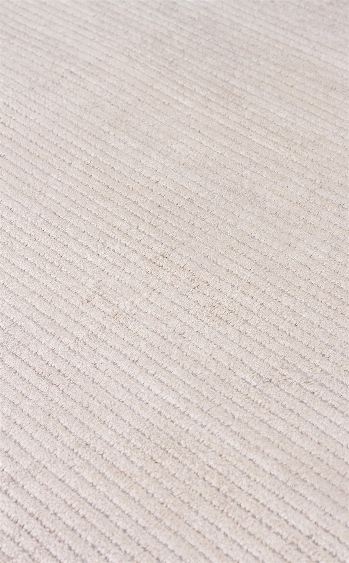 CORDOBA NEW DB PLAIN VIZON NW  Parlak Yüksek Alçak Dokulu Modern Makine Halısı