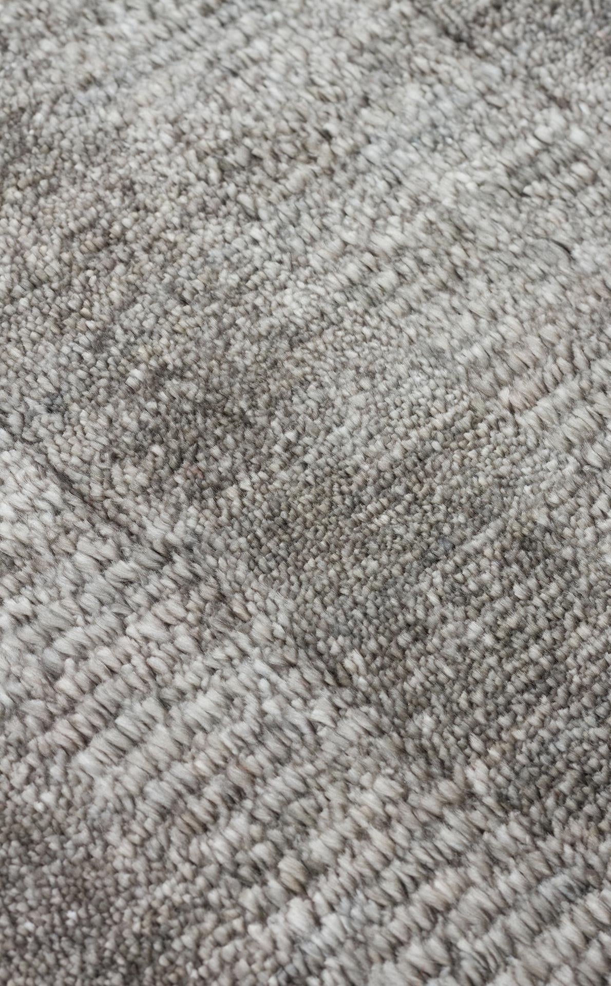GESSI GES 01 ANTHRACITE  Özel Hav Vermeyen ve Kolay Temizlenebilir Tencel Kullanılarak El Emeği ile Özel Tezgahlarda Üretilen Modern Kara Tezgah Halısı 