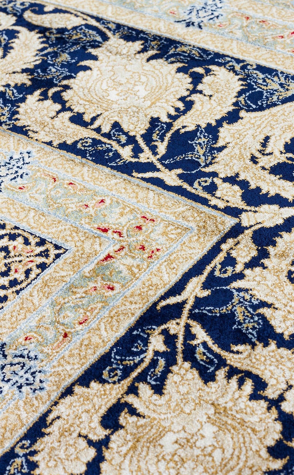 ISFAHAN ISF 04 CREAM  Klasik Desenli Yüksek Kalite Sık Dokuma Makine Halısı
