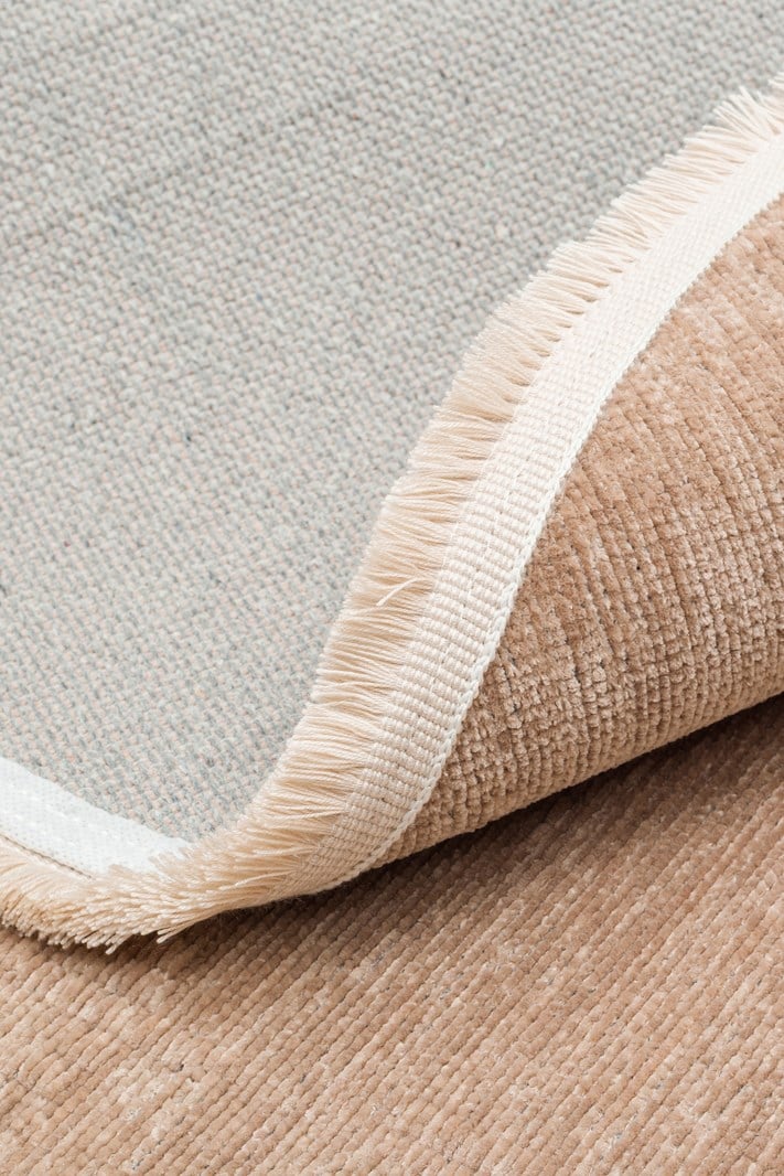 LIZA KILIM LIZ 02 VIZON Q  Hav Toz Vermez Kaymaz Tabanlı Yıkanabilir Düz Renk Kilim