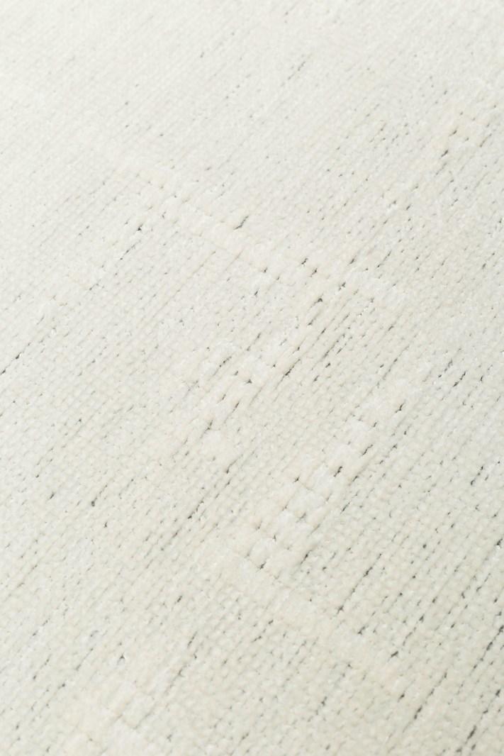 LIZA KILIM LIZ 02 WHITE Q  Hav Toz Vermez Kaymaz Tabanlı Yıkanabilir Düz Renk Kilim