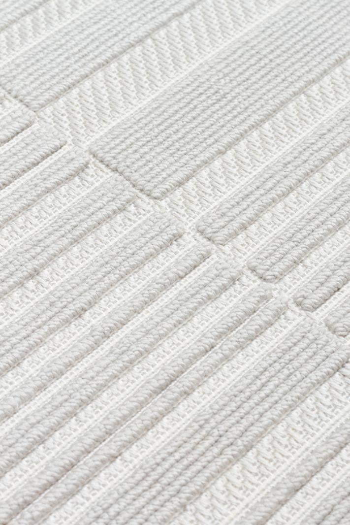 MONO LOOP MNO LOOP 01 GREY  Bukleli Sisal Dokuma Yıkanabilir Hav Vermez Kaymaz Tabanlı Kolay Temizlenebilir Makine Halısı