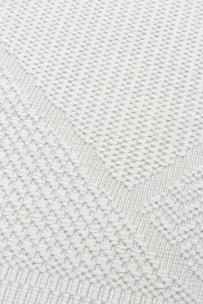 MONO LUX MNO LUX 01 GREY  Kaymaz Tabanlı Modern Desenlere Sahip İnce Halı