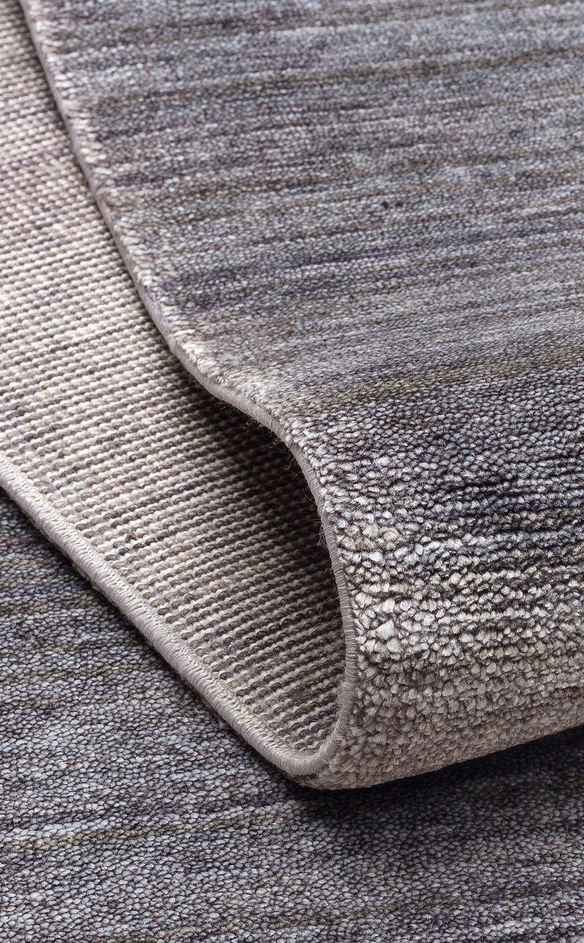 TAFTAN TF PLAIN ANTRASIT  Pakistan Overdyed Tarzı Özel Hav Vermeyen ve El Emeği ile Özel Tezgahlarda Üretilen Uşak Halısı