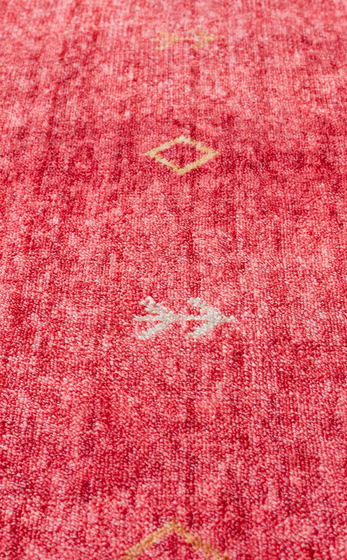 ZARA ZR 11 RED AUTUMN  Otantik Desenli Özel Hav Vermeyen ve Kolay Temizlenebilir Tensel Kullanılarak El Emeği ile Özel Tezgahlarda Üretilen Modern Uşak Halısı