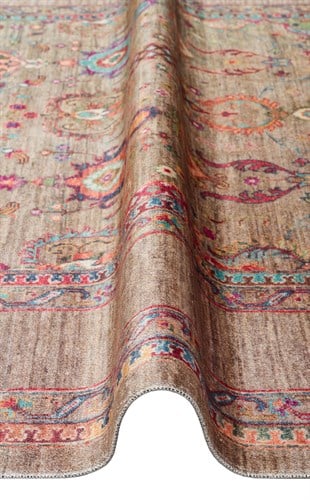 ANTIQUE ATK 07 OLIVE  Kolay kullanımlı Kaymaz Karabağ ve Antik Desenlere Sahip Yıkanabilir Makine Halısı