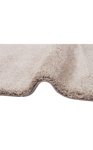 COMFORT 1006 BEIGE  Kolay Kullanımlı Hav Toz Vermez Yumuşak Dokulu Modern Pofuduk Shaggy Halı