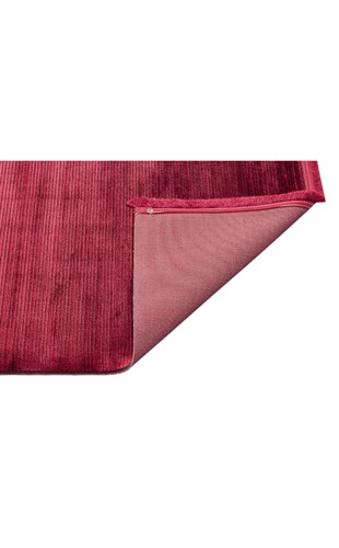 CORDOBA NEW DB PLAIN BURGUNDY NW  Parlak Yüksek Alçak Dokulu Modern Makine Halısı