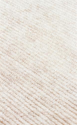GESSI GES PLAIN BEIGE  Özel Hav Vermeyen ve Kolay Temizlenebilir Tencel Kullanılarak El Emeği ile Özel Tezgahlarda Üretilen Modern Kara Tezgah Halısı