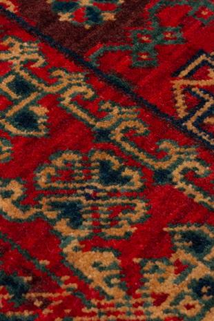 KADIM KDM 06 VIOLET  Anadolu Motiflerine Sahip Yeni Zellanda Yünü İle Üretilen El Emeği Yüksek Kara Tezgah Halısı