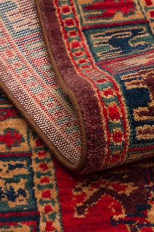 KADIM KDM 08 RED  Anadolu Motiflerine Sahip Yeni Zellanda Yünü İle Üretilen El Emeği Yüksek Kara Tezgah Halısı