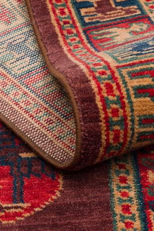 KADIM KDM 08 VIOLET  Anadolu Motiflerine Sahip Yeni Zellanda Yünü İle Üretilen El Emeği Yüksek Kara Tezgah Halısı