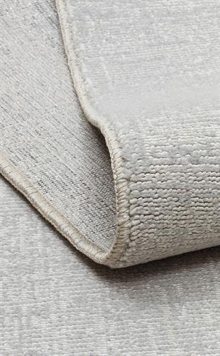 KALAHARI KLH PLAIN SILVER  Özel Dokuma Tekniği ile Üretilen Modern Sade Desenli Makine Halısı