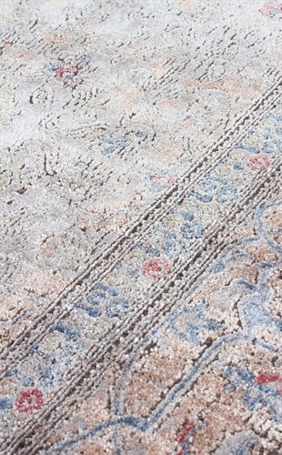 LAHOR LHR 02 GREY  Özel Boyama İşlemi İle Üretilen Yüksek Alçak Dokuya Sahip Zengin Renkli Şık Salon Halısı