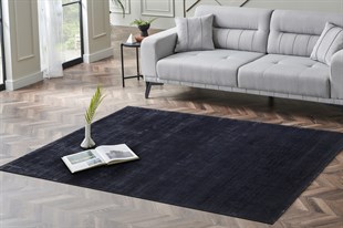 MAJESTY MJ 02 D.NAVY  Düz Desenli El Emeği ile Özel Tezgahlarda Üretilen Yün Viskon Tencel Uşak Halısı