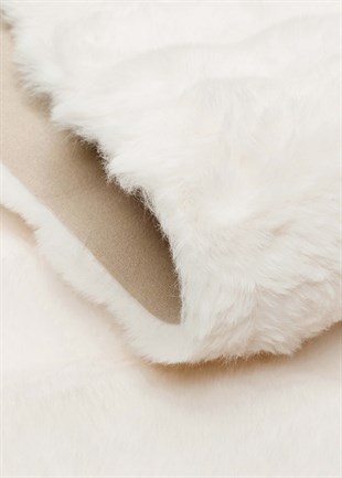 MOLLIS BUBBLE MLS BUBBLE WHITE  Yumuşak Tuşeli Yıkanabilir Kaymaz Tabanlı Suni Kürk