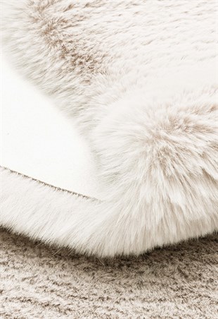 MOLLIS PLAIN MLS PLAIN QUARD L.BEIGE  Yumuşak Tuşeli Yıkanabilir Kaymaz Tabanlı Suni Kürk