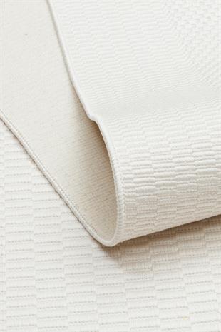 MONO LUX MNO LUX 01 WHITE  Kaymaz Tabanlı Modern Desenlere Sahip İnce Halı