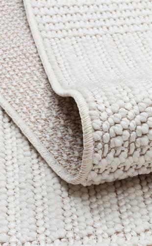 MOTTO MOT 11 WHITE  Yumuşak Tuşeli Örgü Dokuma Modern Makine Halısı