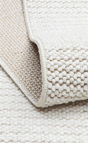 MOTTO MOT PLAIN WHITE  Yumuşak Tuşeli Örgü Dokuma Modern Makine Halısı