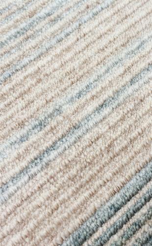 OTTO TT 01 SKY VIZON  Özel Hav Vermeyen ve Kolay Temizlenebilir Tencel Kullanılarak El Emeği ile Özel Tezgahlarda Üretilen Modern Kara Tezgah Halısı 