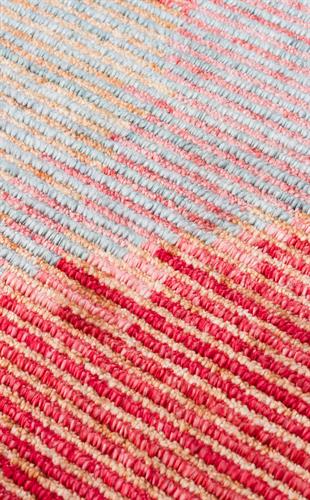 OTTO TT 02 MULTY  Özel Hav Vermeyen ve Kolay Temizlenebilir Tencel Kullanılarak El Emeği ile Özel Tezgahlarda Üretilen Modern Kara Tezgah Halısı 