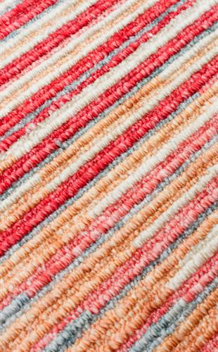 OTTO TT 03 MULTY  Özel Hav Vermeyen ve Kolay Temizlenebilir Tencel Kullanılarak El Emeği ile Özel Tezgahlarda Üretilen Modern Kara Tezgah Halısı 