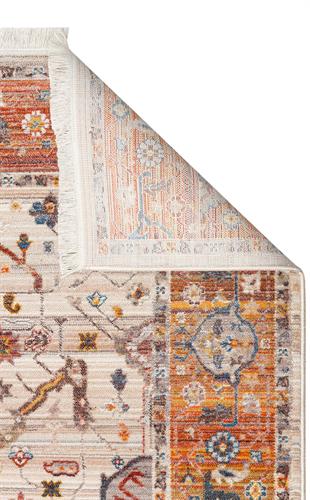 PIETRA PTA 01 CREAM TERRA  Sıcak Renk Tonlarını Etnik Desenler ile Buluşturan Yumuşak Tuşeli Makine Halısı