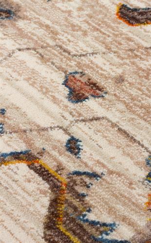 PIETRA PTA 16 CREAM MULTY  Sıcak Renk Tonlarını Etnik Desenler ile Buluşturan Yumuşak Tuşeli Makine Halısı