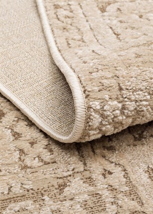 RIVERA RVR 02 BEIGE  Modern ve Klasik Desenli Yüksek Alçak Çift Boyutlu Dokumaya Sahip Yumuşak Tuşeli Makine Halısı