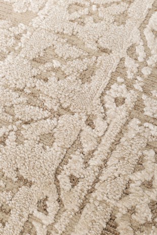 RIVERA RVR 02 BEIGE  Modern ve Klasik Desenli Yüksek Alçak Çift Boyutlu Dokumaya Sahip Yumuşak Tuşeli Makine Halısı