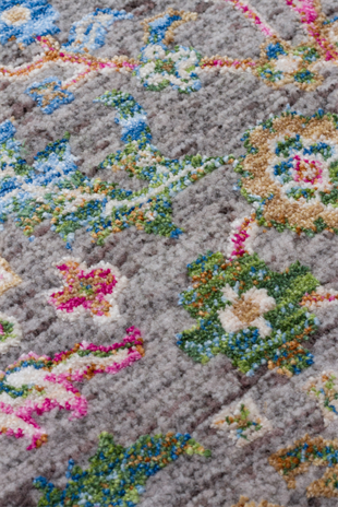 SOFIA SOF 01 MULTY Renkli El Dokuma Uşak Halı Desenlerine Sahip Makine Halısı