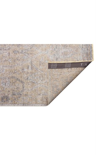 TAFTAN TF 01 BEIGE  Pakistan Overdyed Tarzı Özel Hav Vermeyen ve El Emeği ile Özel Tezgahlarda Üretilen Uşak Halısı