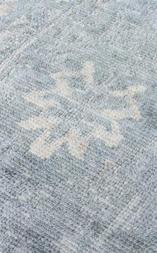 TAFTAN TF 06 SKY VIZON  Pakistan Overdyed Tarzı Özel Hav Vermeyen ve El Emeği ile Özel Tezgahlarda Üretilen Uşak Halısı