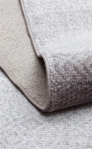 TAFTAN TF 08 GREY  Pakistan Overdyed Tarzı Özel Hav Vermeyen ve El Emeği ile Özel Tezgahlarda Üretilen Uşak Halısı