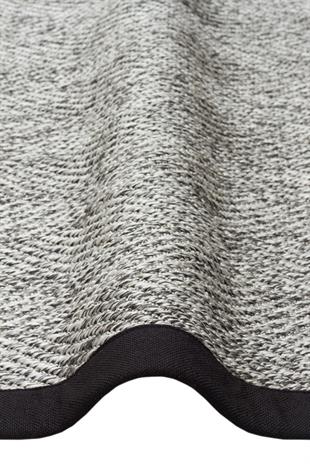 VENTURA SISAL VNT 2704 GREY BRD BLACK  İç ve Dış Mekan Kullanımına Uygun Hav Vermeyen Kolay Temizlenebilir Sisal Görünümlü Halı