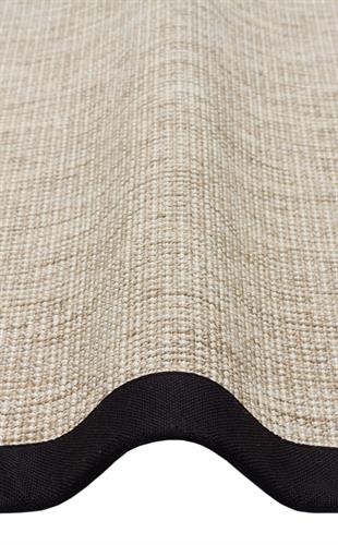 VENTURA VNT 2703 L.BEIGE BRD BLACK  İç ve Dış Mekan Kullanımına Uygun Hav Vermeyen Kolay Temizlenebilir Sisal Görünümlü Halı