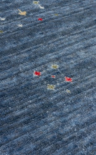 ZARA ZR 06 BLUE Q  Otantik Desenli Özel Hav Vermeyen ve Kolay Temizlenebilir Tensel Kullanılarak El Emeği ile Özel Tezgahlarda Üretilen Modern Uşak Halısı