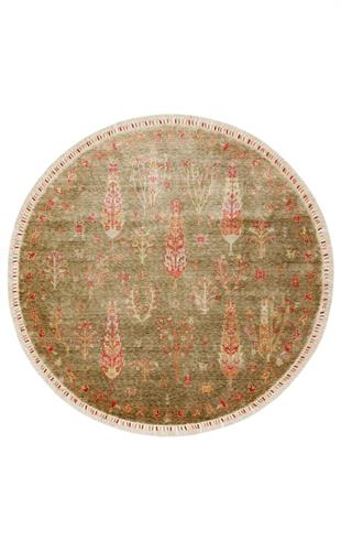 ZARA ZR 08 GREEN AUTUMN Q  Otantik Desenli Özel Hav Vermeyen ve Kolay Temizlenebilir Tensel Kullanılarak El Emeği ile Özel Tezgahlarda Üretilen Modern Uşak Halısı