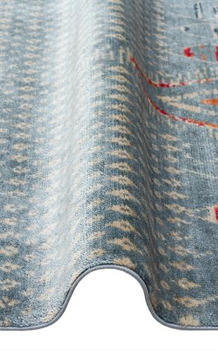 ZARA ZR 15 AQUA MULTY  Otantik Desenli Özel Hav Vermeyen ve Kolay Temizlenebilir Tensel Kullanılarak El Emeği ile Özel Tezgahlarda Üretilen Modern Uşak Halısı