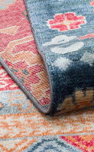 ZARA ZR 17 NAVY MULTY  Otantik Desenli Özel Hav Vermeyen ve Kolay Temizlenebilir Tensel Kullanılarak El Emeği ile Özel Tezgahlarda Üretilen Modern Uşak Halısı