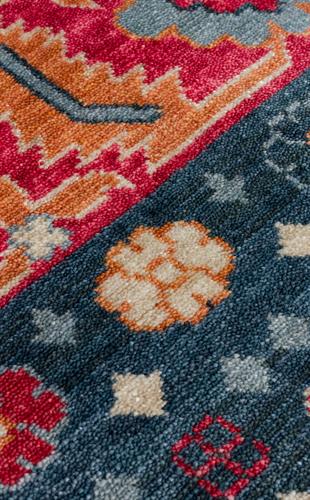ZARA ZR 17 NAVY MULTY  Otantik Desenli Özel Hav Vermeyen ve Kolay Temizlenebilir Tensel Kullanılarak El Emeği ile Özel Tezgahlarda Üretilen Modern Uşak Halısı