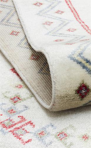 ZARA ZR 20 BEIGE  Otantik Desenli Özel Hav Vermeyen ve Kolay Temizlenebilir Tensel Kullanılarak El Emeği ile Özel Tezgahlarda Üretilen Modern Uşak Halısı