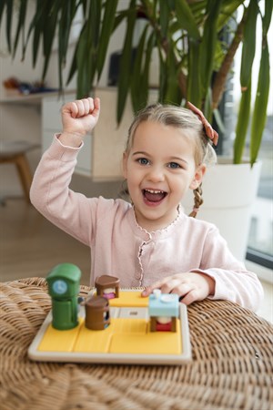 The Wolf & the 7 Goats 3 - 7 Yaş