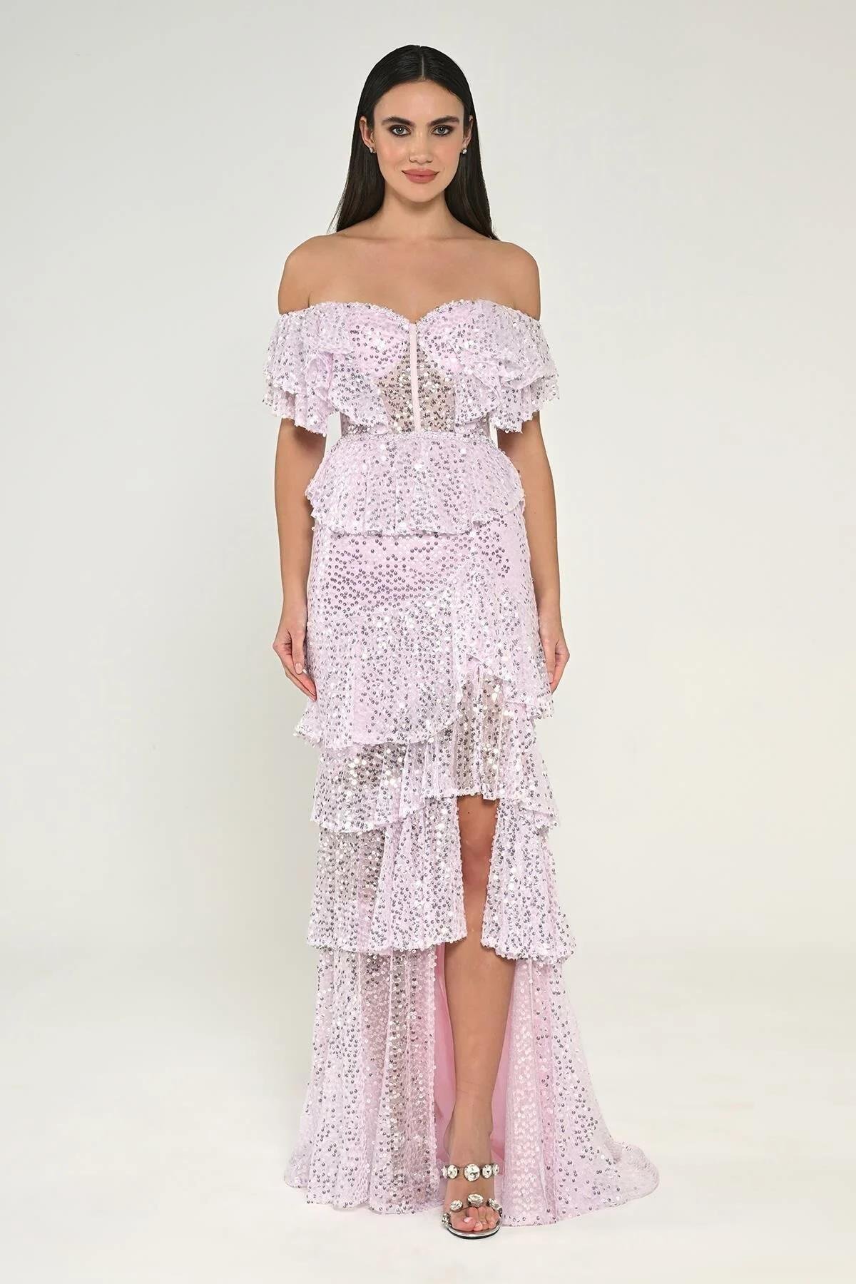 HANZADE ALTAYLIDüşük Omuz Kalp Göğüs Fırfırlı Payet Uzun Abiye  Elbise